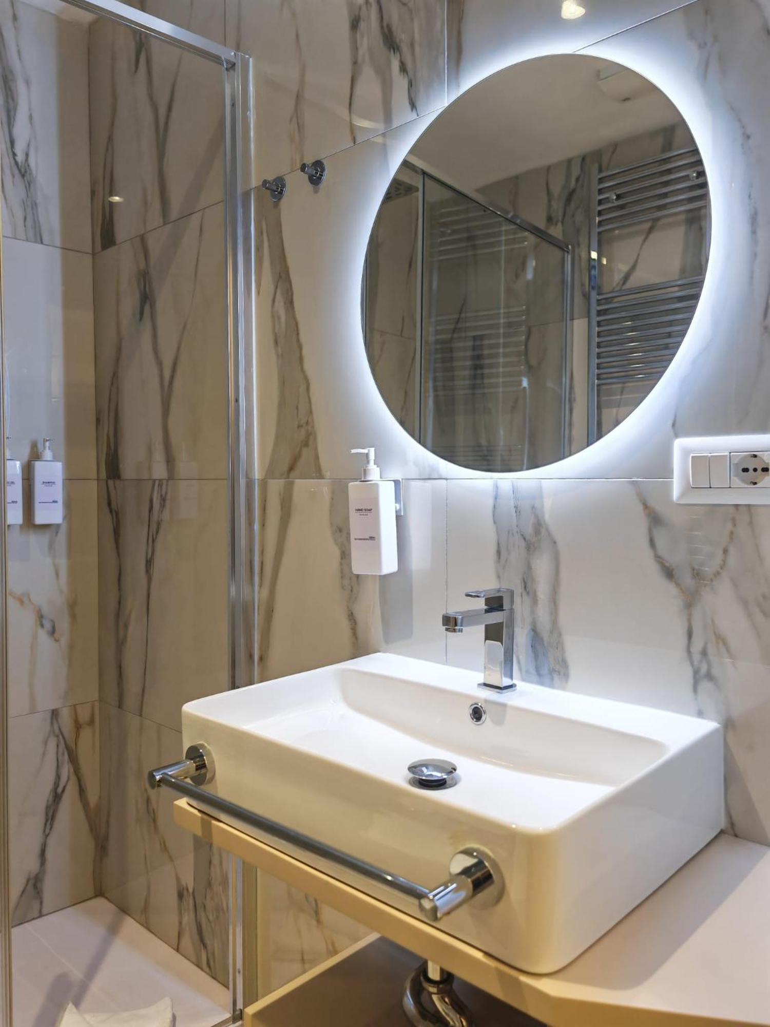 Cozy Luxury Room Pantheon Rome Exterior photo
