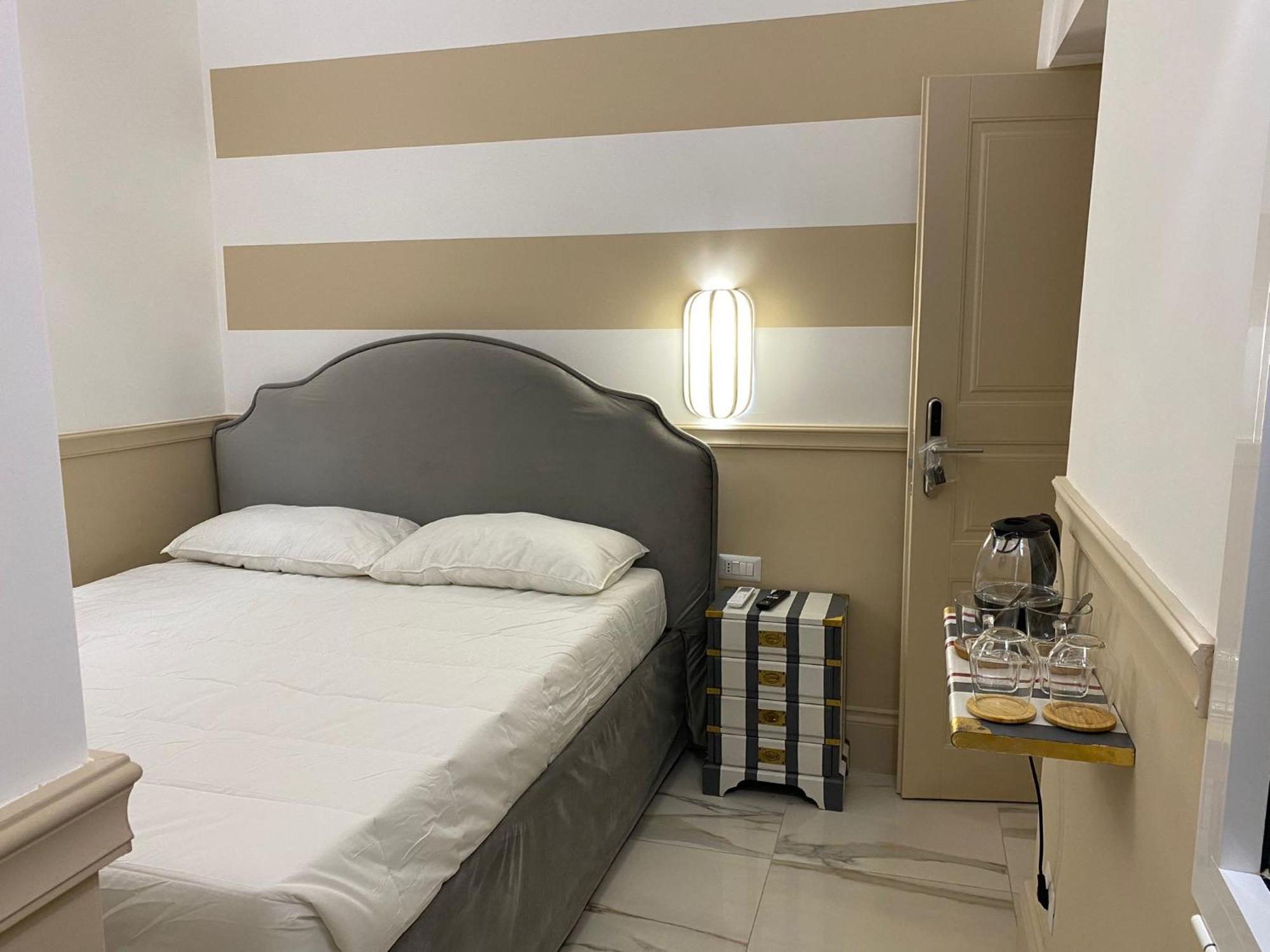 Cozy Luxury Room Pantheon Rome Exterior photo