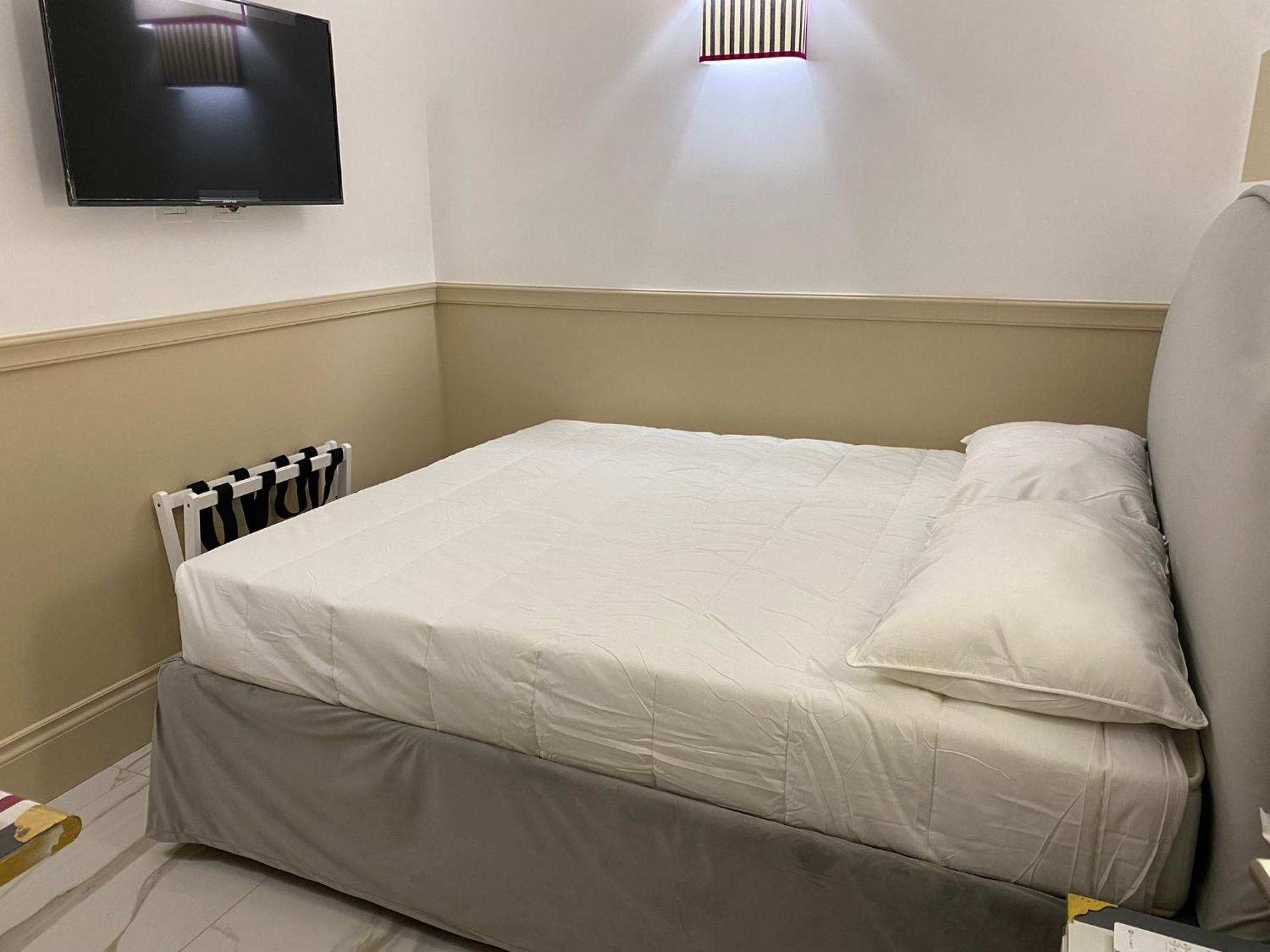 Cozy Luxury Room Pantheon Rome Exterior photo