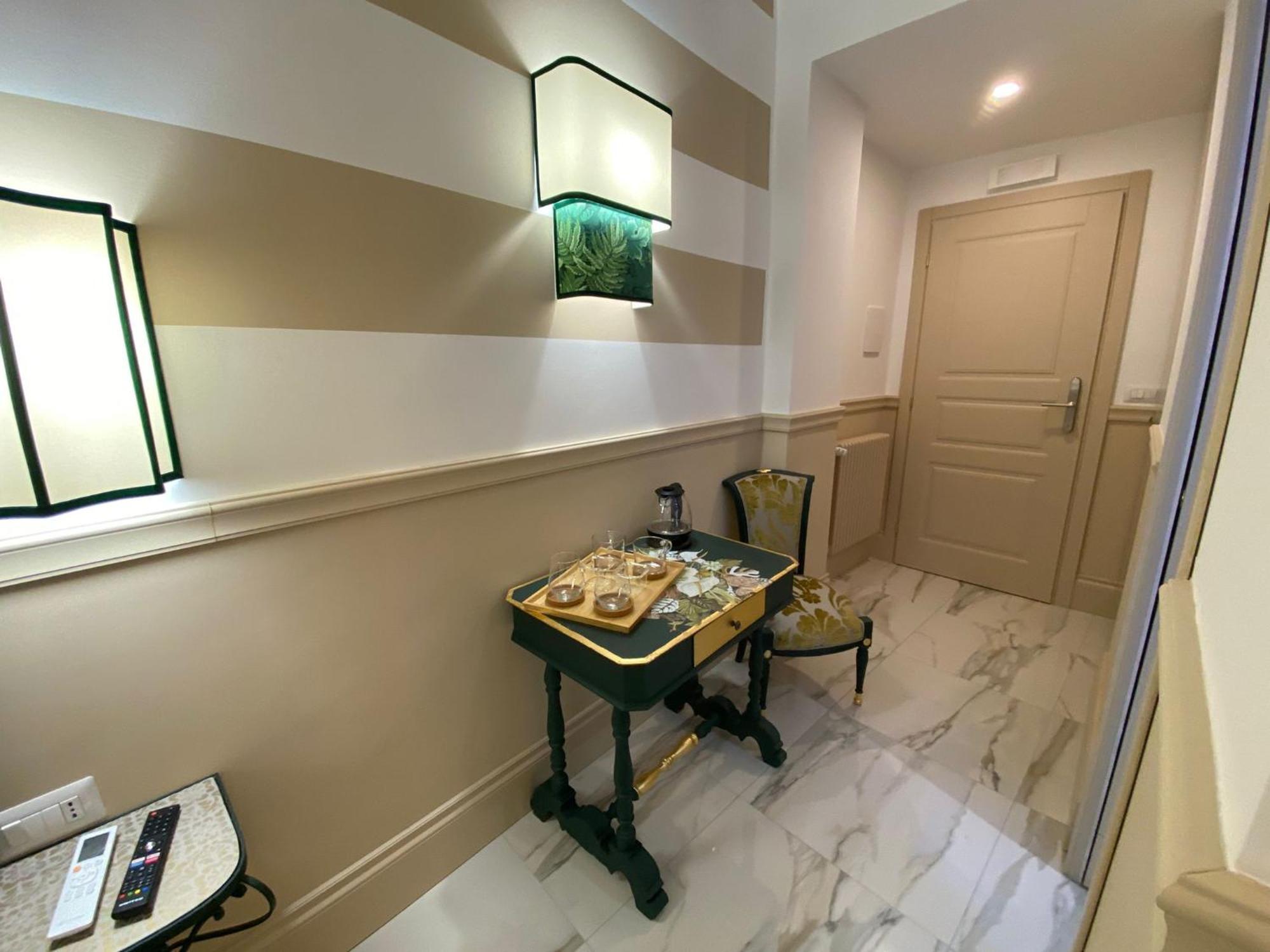 Cozy Luxury Room Pantheon Rome Exterior photo
